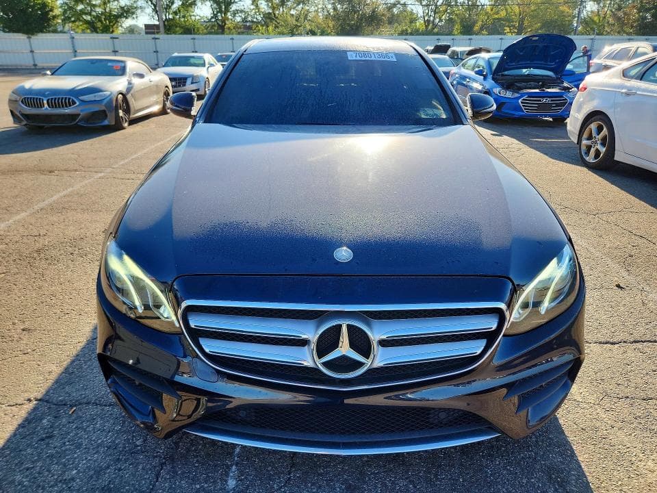 2017 MERCEDES-BENZ E 300 4MATIC 5