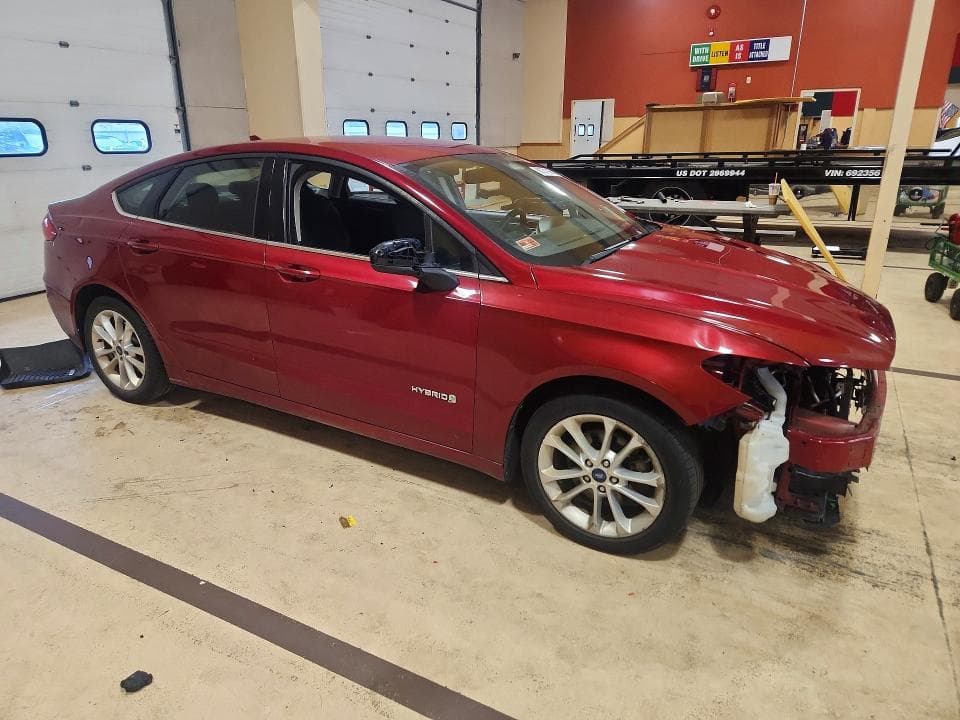 2019 FORD FUSION SE 4