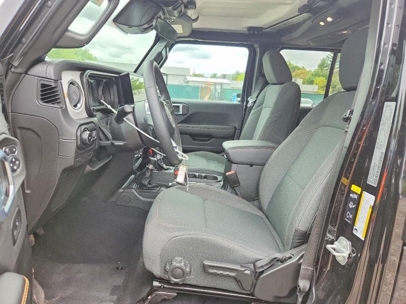 2026 JEEP WRANGLER SAHARA 7