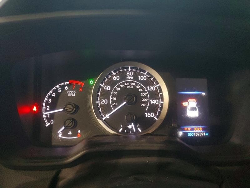2020 TOYOTA COROLLA LE 9
