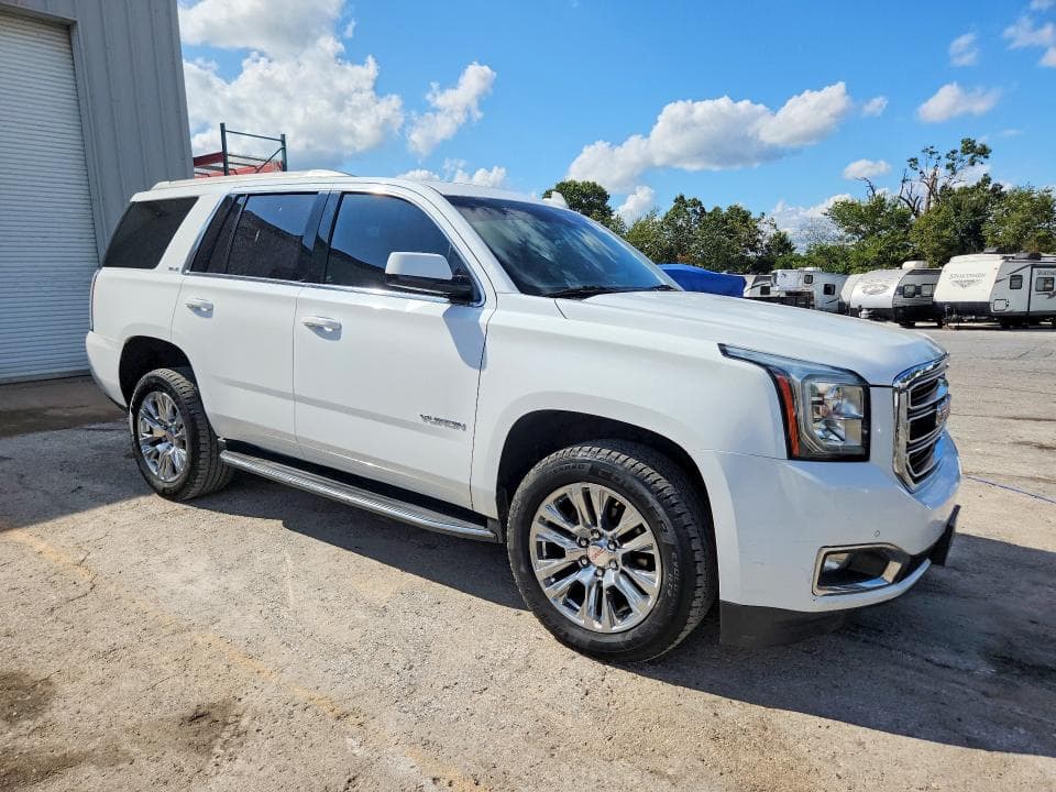 2017 GMC YUKON SLE 4