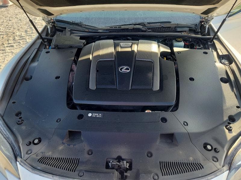 2018 LEXUS LS 500 11