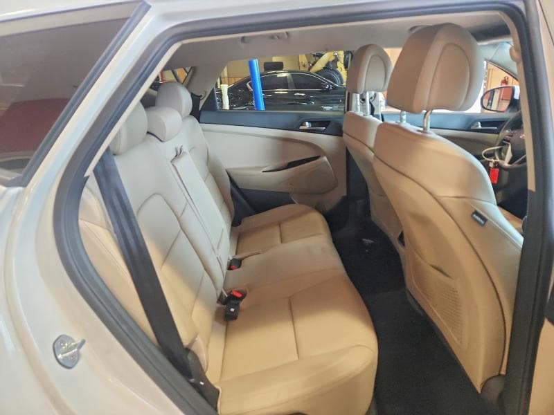 2018 HYUNDAI TUCSON LIMITED 11