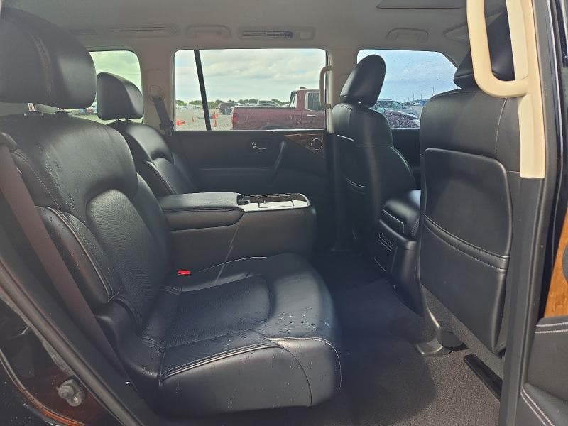 2017 INFINITI QX80 BASE 11