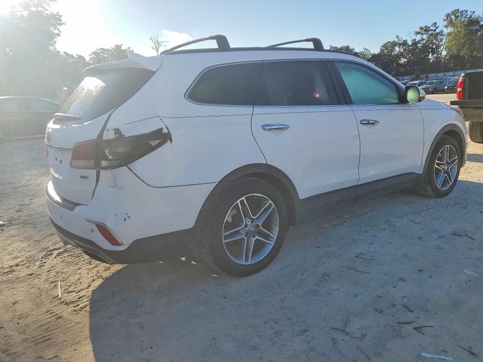 2017 HYUNDAI SANTA FE SE ULTIMATE 3
