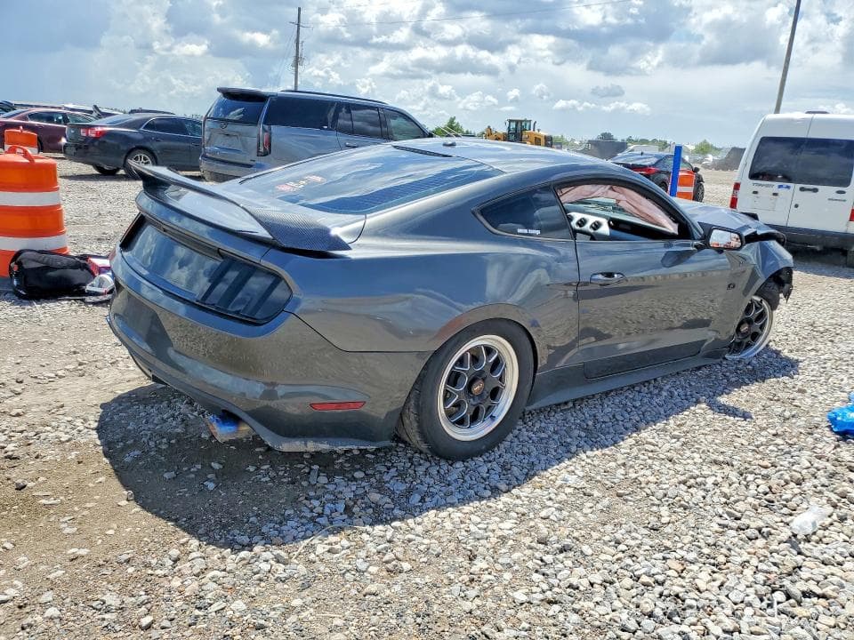 2017 FORD MUSTANG GT 3