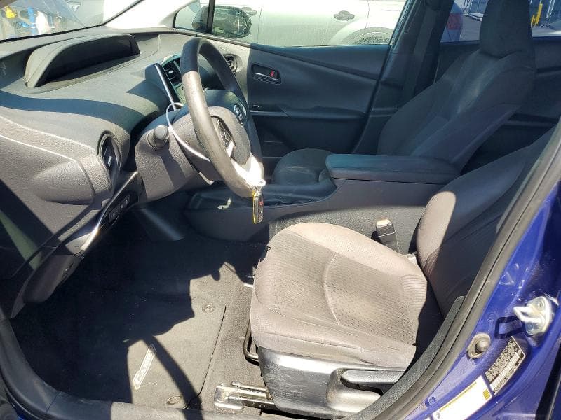 2017 TOYOTA PRIUS TWO 7