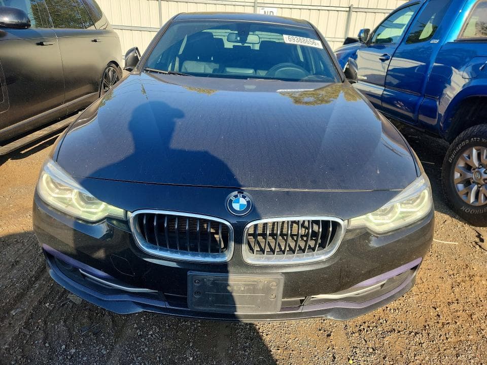 2018 BMW 330 XI 5