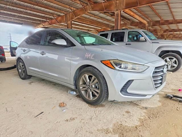 2017 HYUNDAI ELANTRA 4