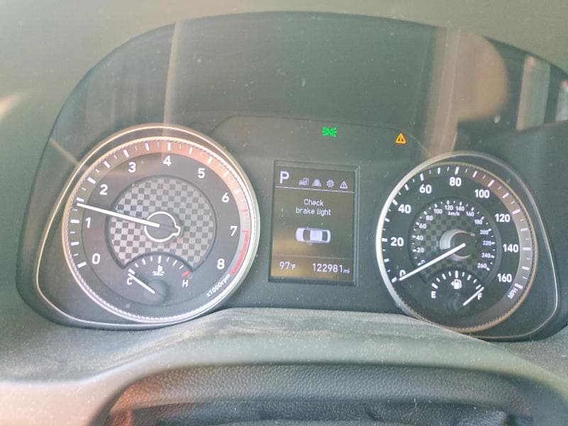 2020 HYUNDAI ELANTRA SE 9