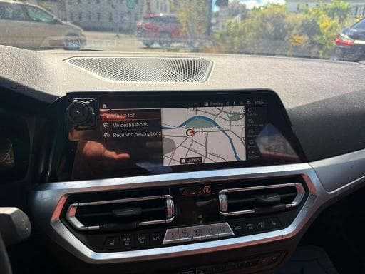 2022 BMW 330XI 10