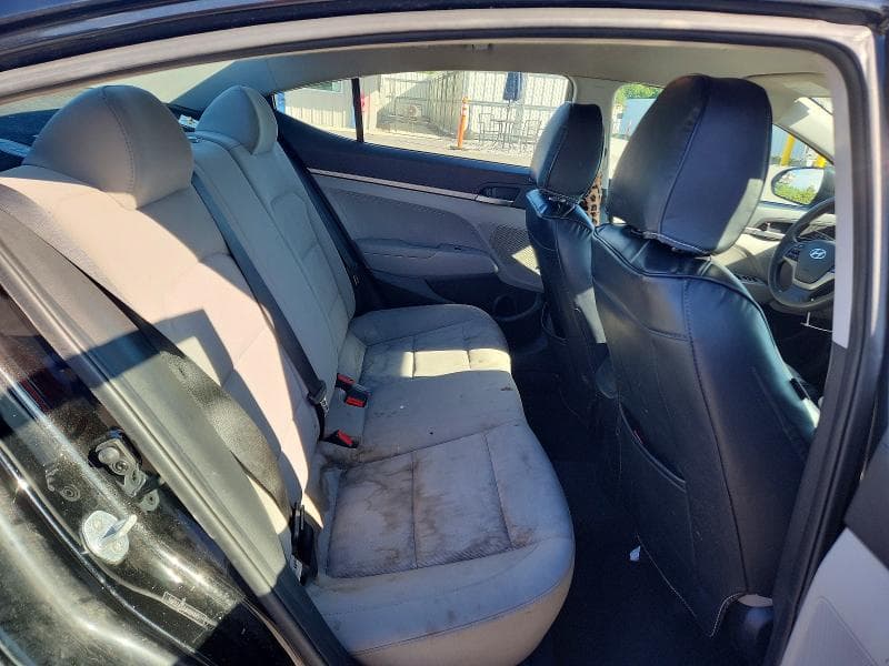 2018 HYUNDAI ELANTRA SE 10