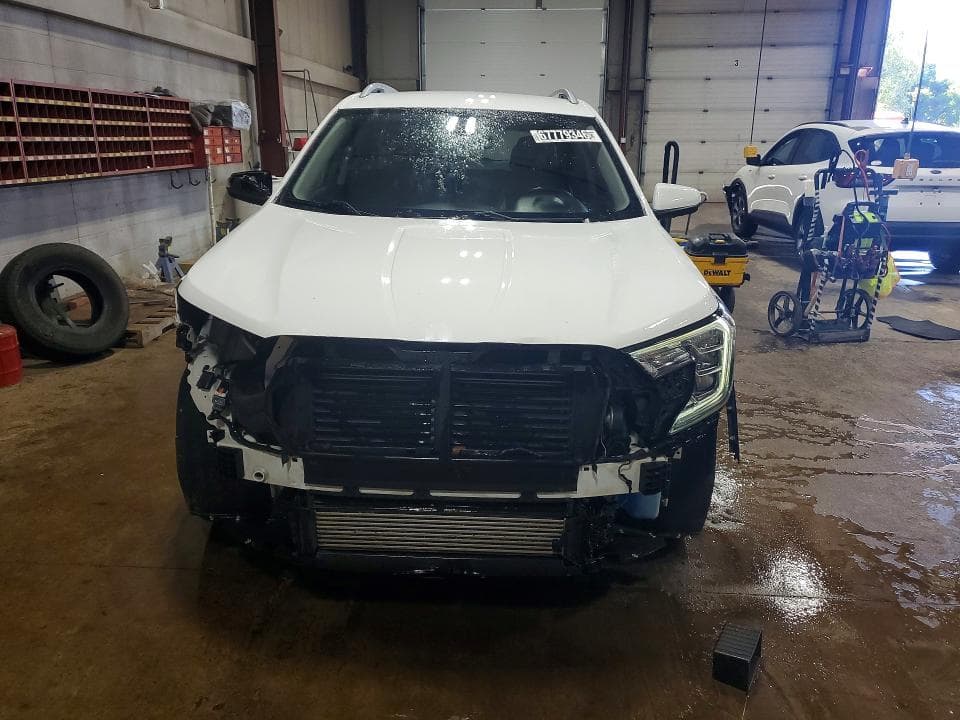 2023 GMC TERRAIN SLT 5
