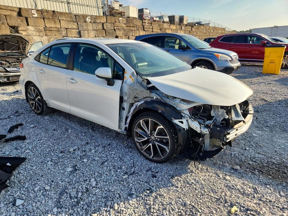 2021 TOYOTA COROLLA SE 4