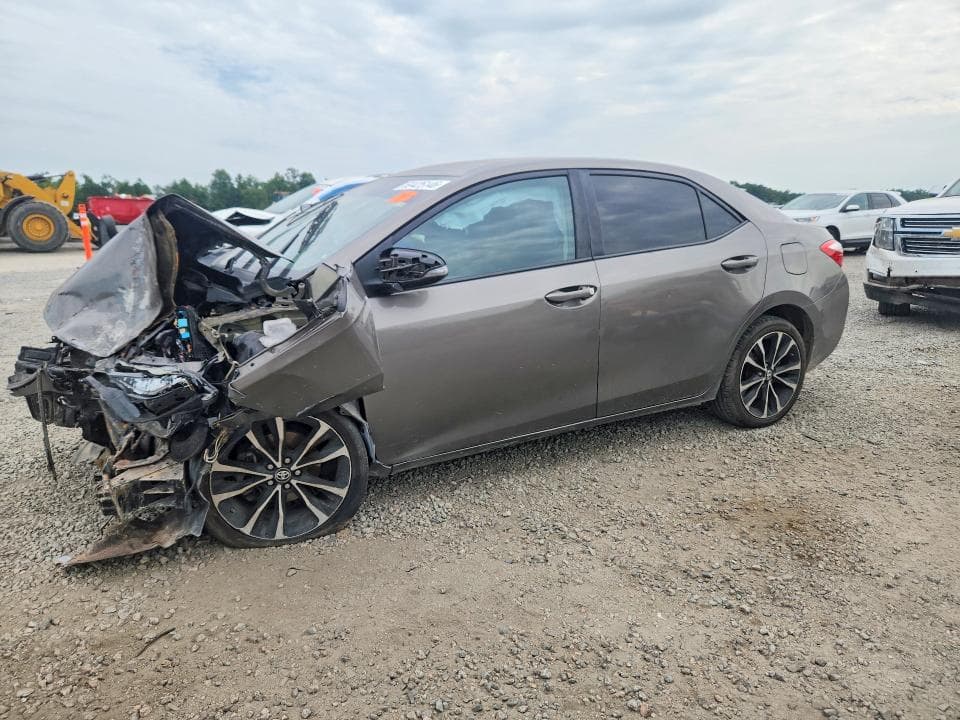 2017 TOYOTA COROLLA SE - 1