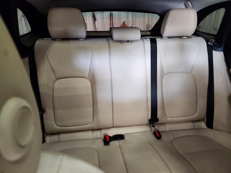 2017 JAGUAR F-PACE PREMIUM 10