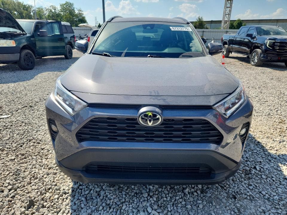 2021 TOYOTA RAV4 XLE 5