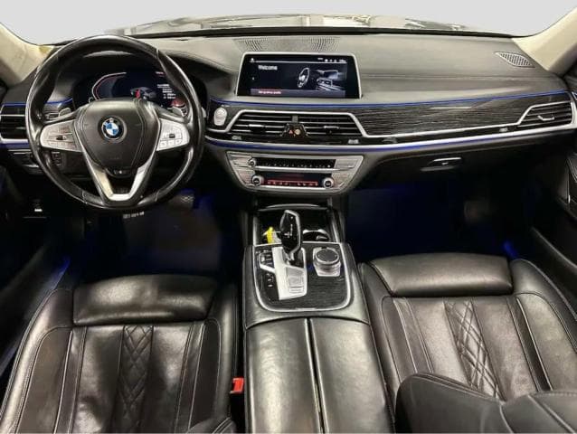 2022 BMW 740 I 9