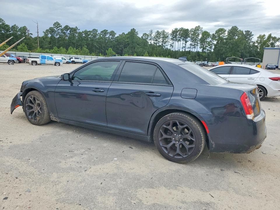 2019 CHRYSLER 300 TOURING 2