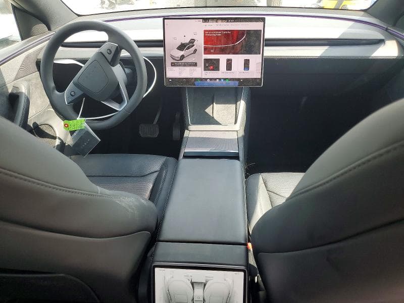 2026 TESLA MODEL Y 8