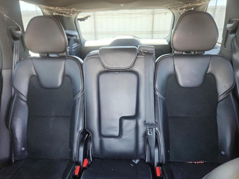 2017 VOLVO XC90 T6 10