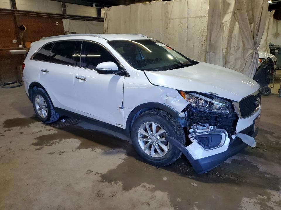 2017 KIA SORENTO LX 4