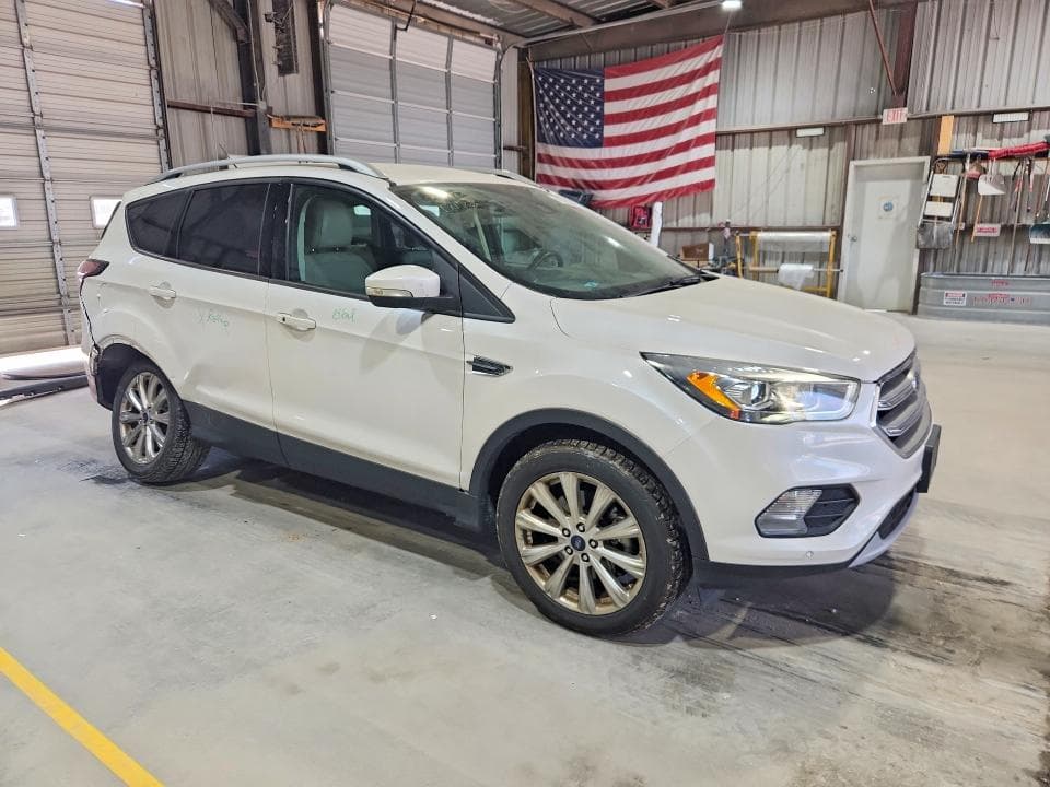 2017 FORD ESCAPE TITANIUM 4