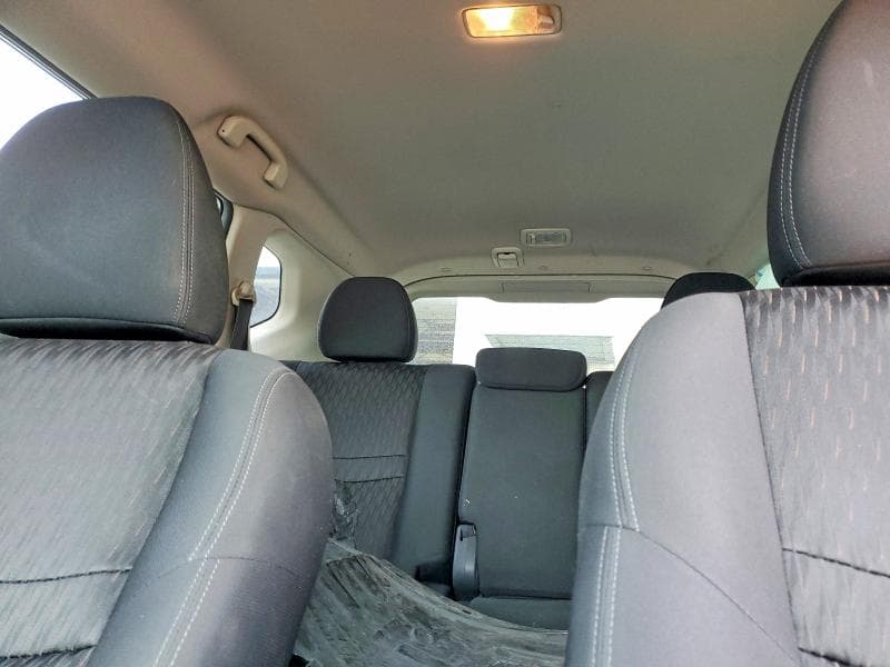 2018 NISSAN ROGUE SV 10