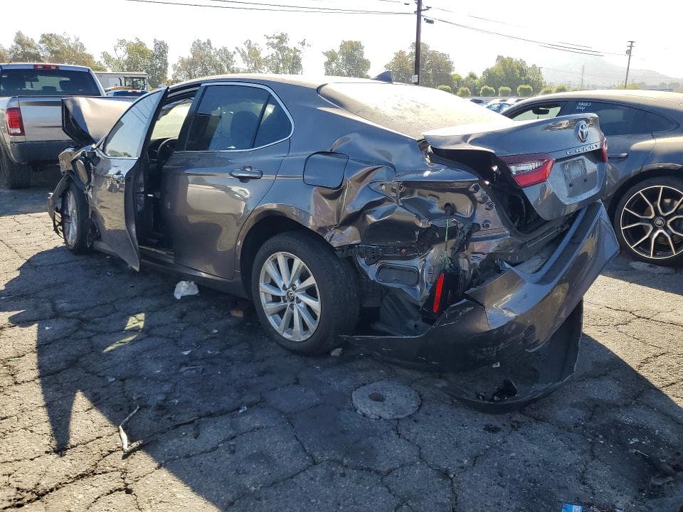 2022 TOYOTA CAMRY LE 2