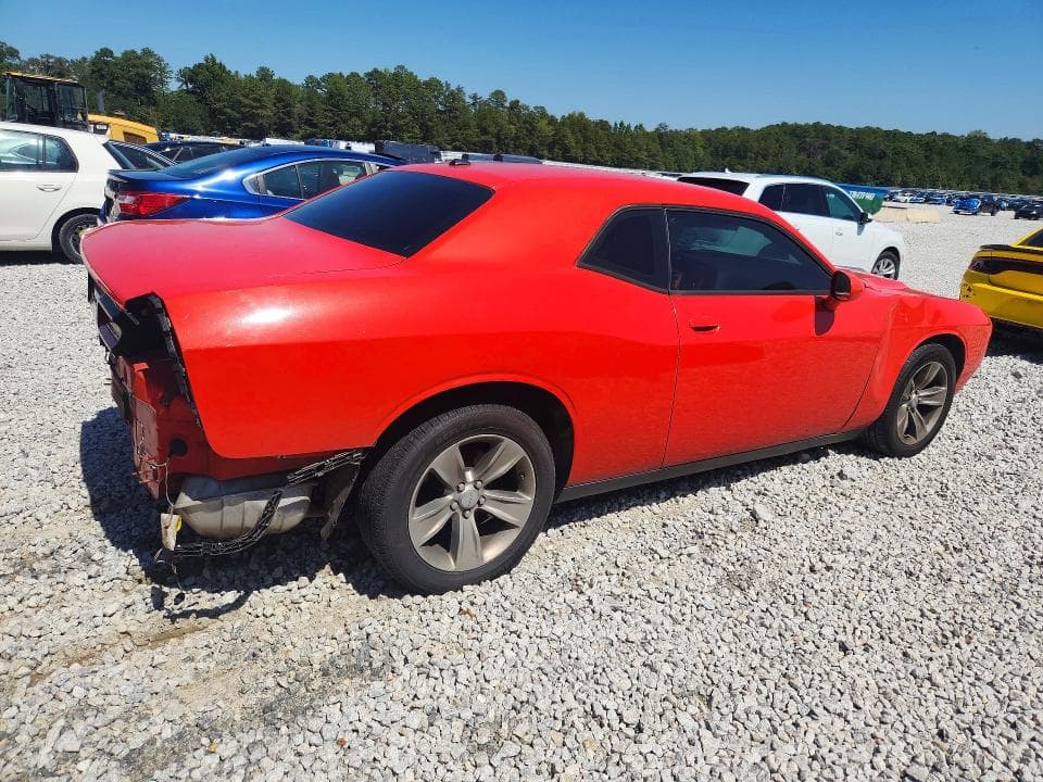 2017 DODGE CHALLENGER SXT 3