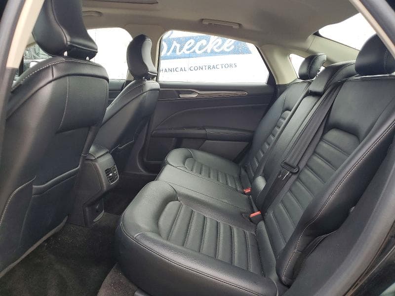 2017 FORD FUSION SE 10