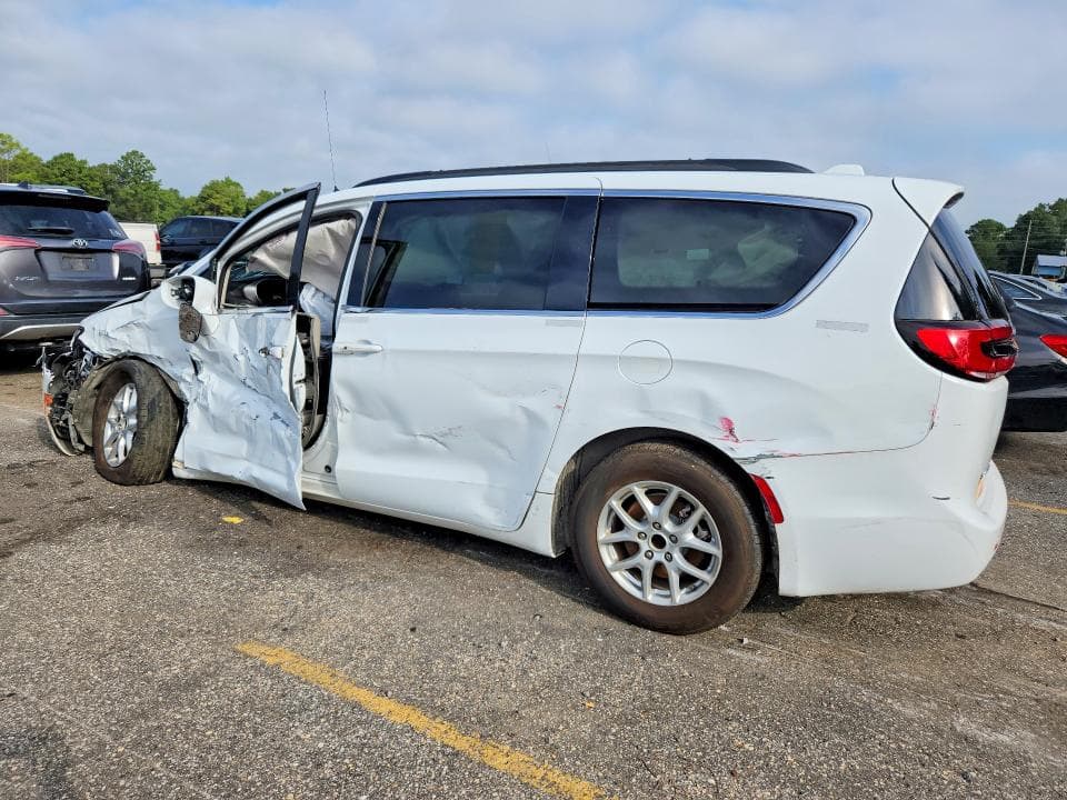 2022 CHRYSLER PACIFICA TOURING L 2