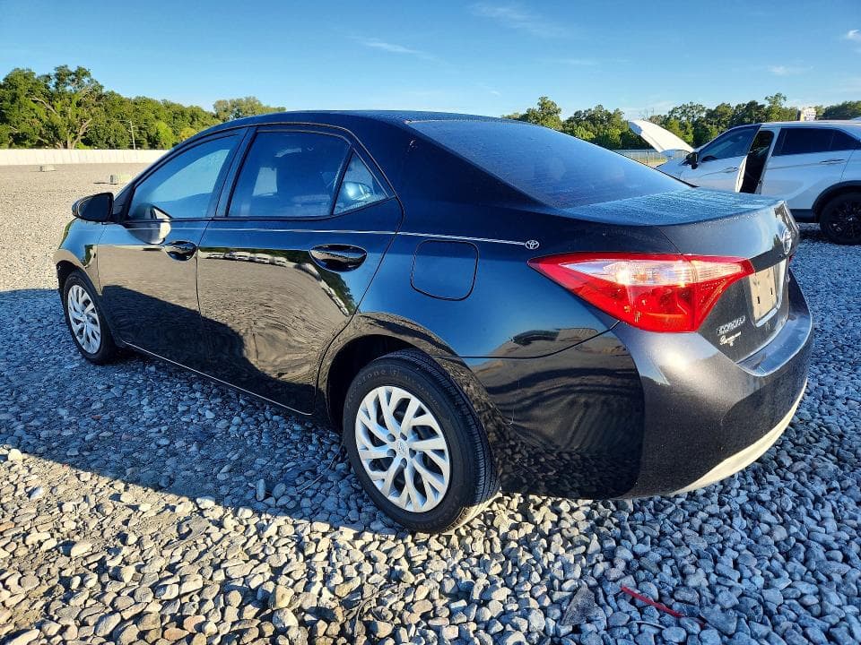 2017 TOYOTA COROLLA LE 2