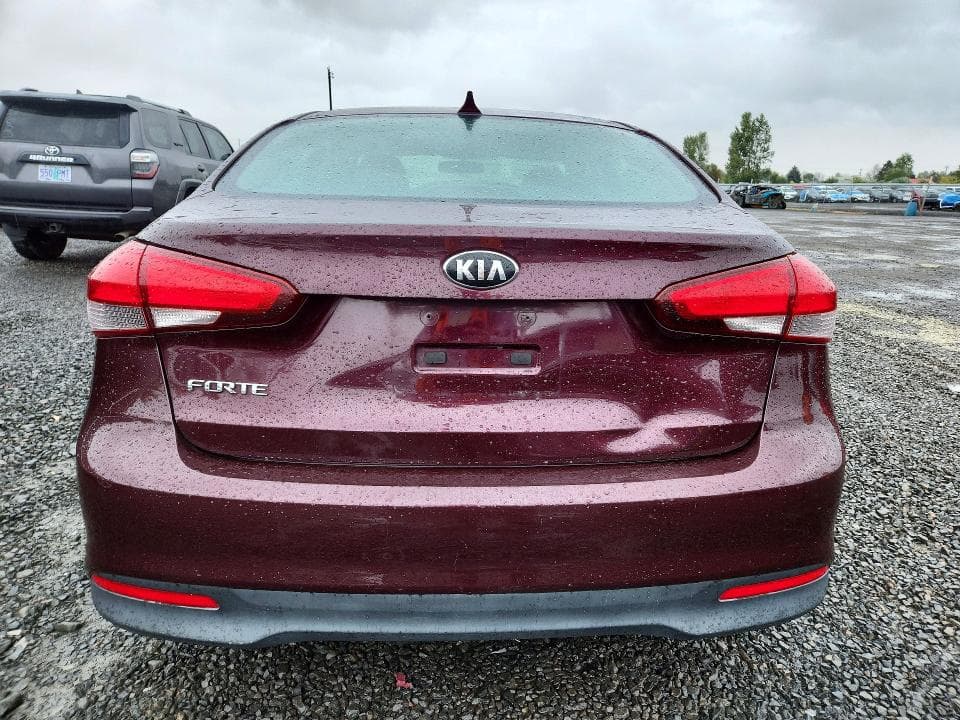 2017 KIA FORTE LX 6