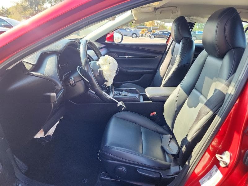 2023 MAZDA 3 SELECT 7