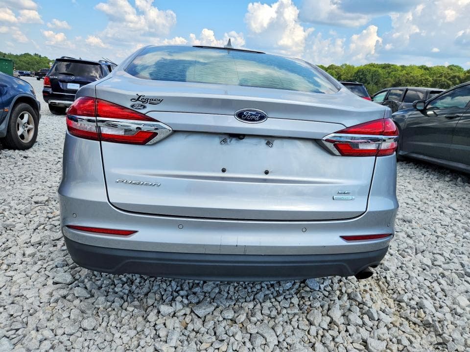 2020 FORD FUSION SE 6