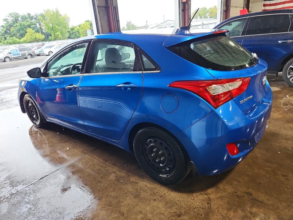2017 HYUNDAI ELANTRA GT BASE 2