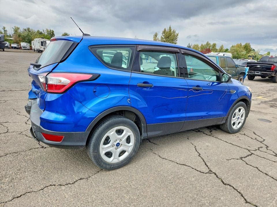 2017 FORD ESCAPE S 3