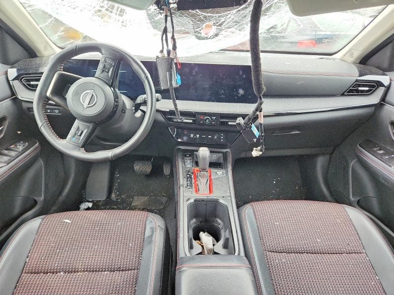2026 NISSAN KICKS SR 8