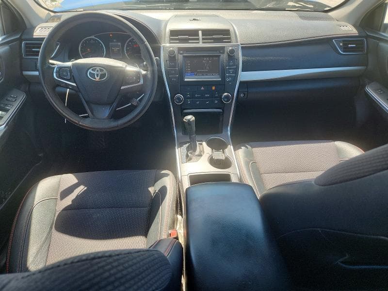 2017 TOYOTA CAMRY SE 8