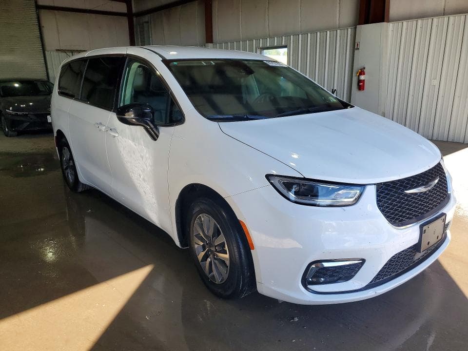2024 CHRYSLER PACIFICA HYBRID SELECT 4