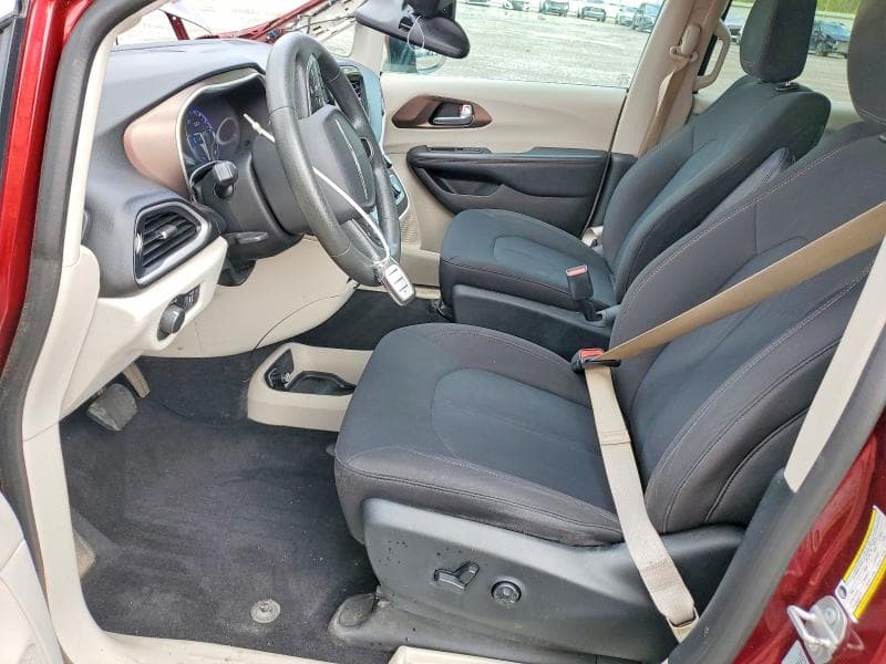2017 CHRYSLER PACIFICA LX 7