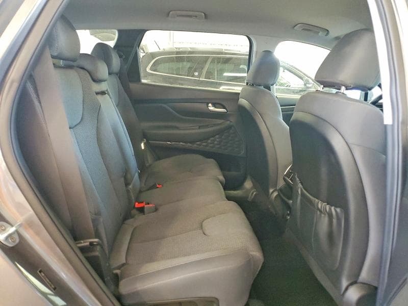 2019 HYUNDAI SANTA FE SE 11