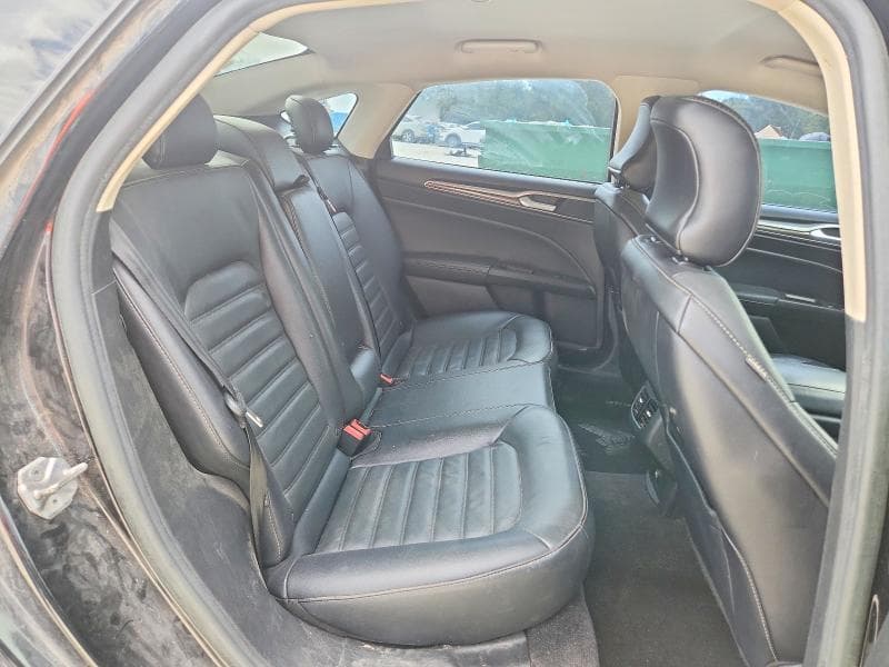 2017 FORD FUSION SE 10