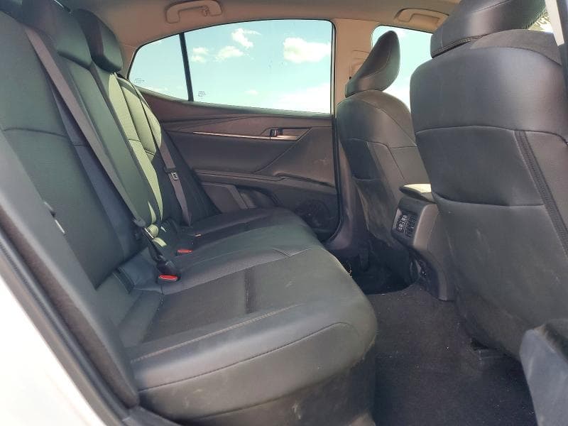 2026 TOYOTA CAMRY XLE 10