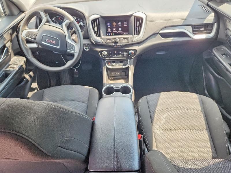2024 GMC TERRAIN SLE 8