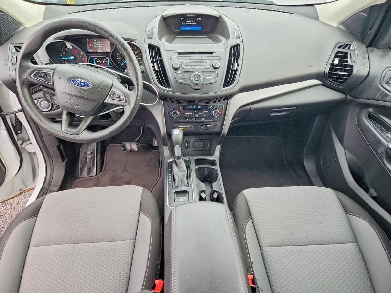 2017 FORD ESCAPE SE 8