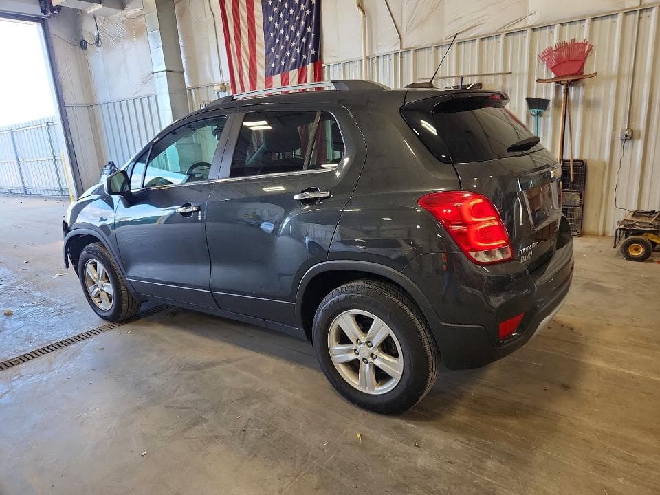 2017 CHEVROLET TRAX 1LT 2