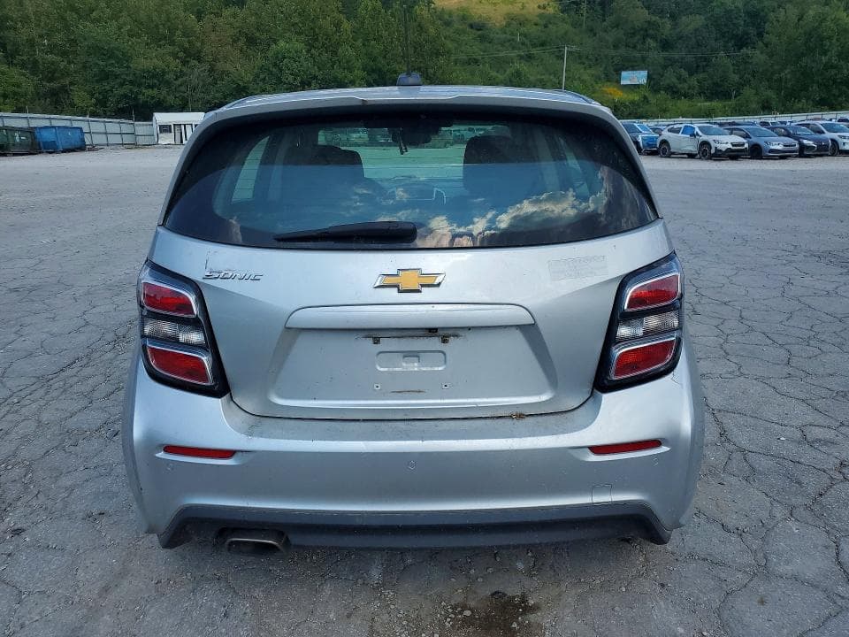 2020 CHEVROLET SONIC 6