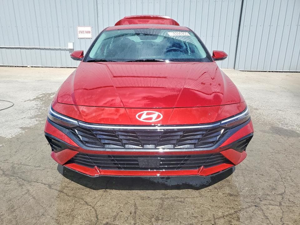 2025 HYUNDAI ELANTRA LIMITED 5